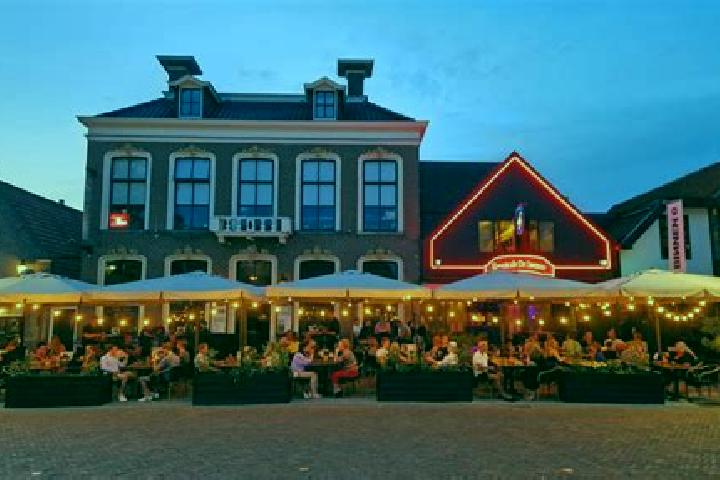 Madison, 35 — Escort in Drachten, Netherlands