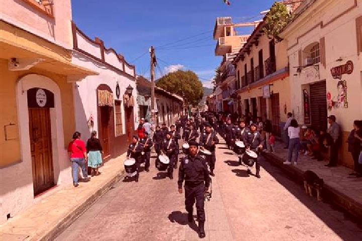 Madison, 35 — Escort in La Moncada, Mexico