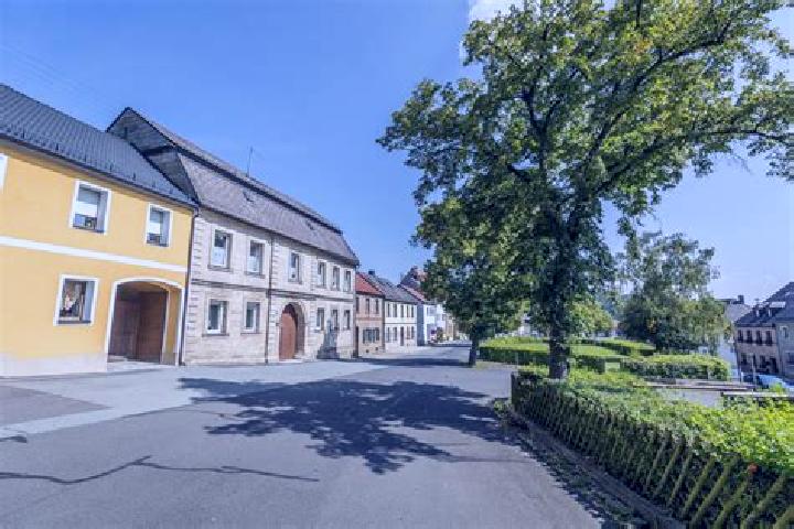 Madison, 35 — Escort in Neustadt am Kulm, Germany