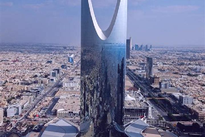 Madison, 35 — Escort in Qibah, Saudi Arabia