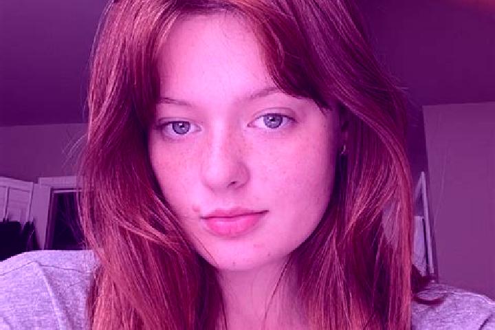Madison, 36, a auburn amber-eyed caucasian companion based in Casalvecchio Siculo. Offering Dinner Date, Travel Companion, Tantra. Available for incall and o...