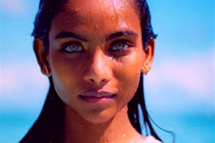 Madison, 36, a auburn blue-eyed indian companion based in Presina. Offering Party Girl, Prostate Massage, Striptease. Available for incall and outcall, day a...