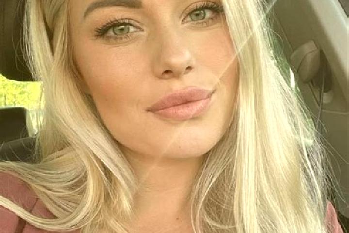Madison, 36, a blonde hazel-eyed european companion based in Mazariegos. Offering Prostate Massage, Roleplay, Deep French Kissing, Dinner Date. Available for...