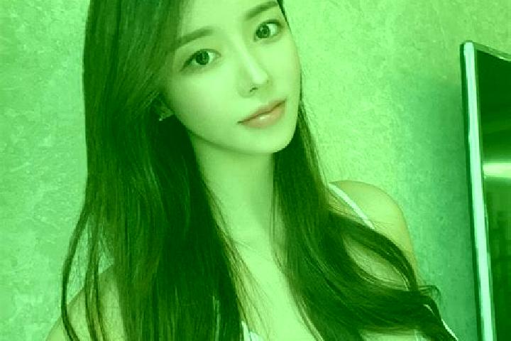 Madison, 36 — Escort in Weiwu eryuqiwen, China