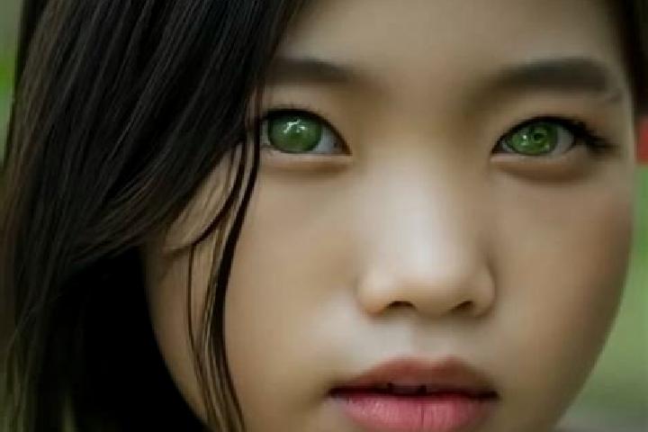 Madison, 37, a red green-eyed asian companion based in Rechtmehring. Offering GFE, Roleplay, BDSM, Striptease, Massage. Available for incall and outcall, day...