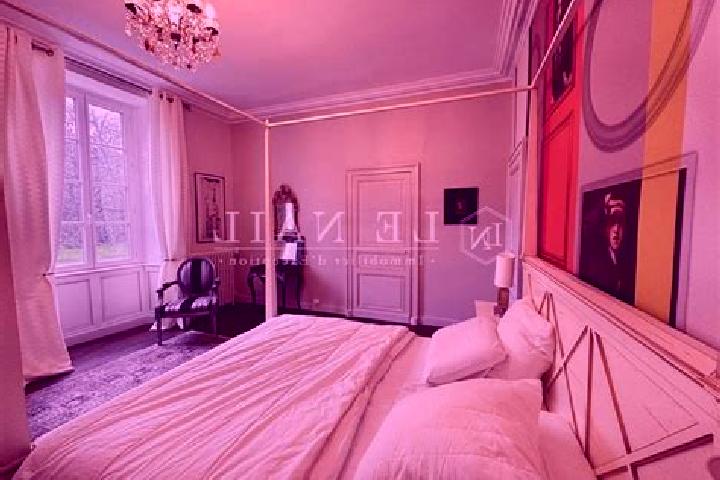 Madison, 37 — Escort in Les Lucs-sur-Boulogne, France