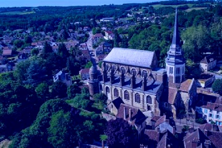 Madison, 37 — Escort in Toucy, France