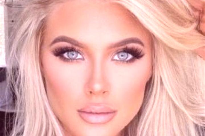 Madison, 38, a platinum blonde green-eyed latina companion based in Fall Creek. Offering Roleplay, Dinner Date, Erotic Massage. Available for incall and outc...