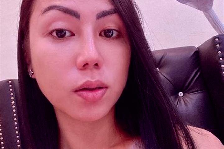 Madison, 38, a red grey-eyed caribbean companion based in Senggarang. Offering CIM, Couples, Domination, Roleplay, Striptease. Available for incall and outca...