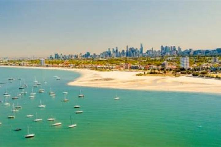 Madison, 38 — Escort in Frankston, Australia