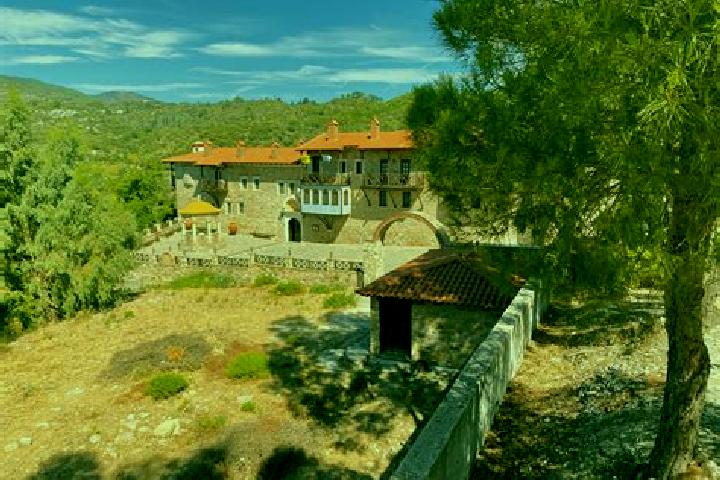 Madison, 38 — Escort in Megali Panagia, Greece