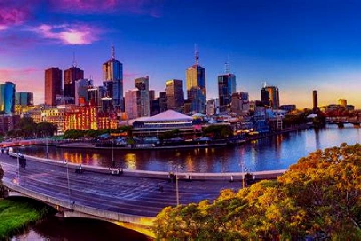 Madison, 38 — Escort in Melbourne, United Kingdom