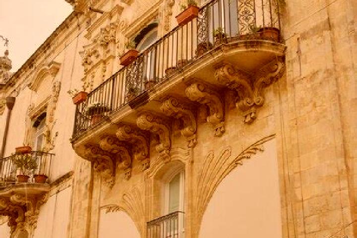 Madison, 38 — Escort in Palazzolo Acreide, Italy