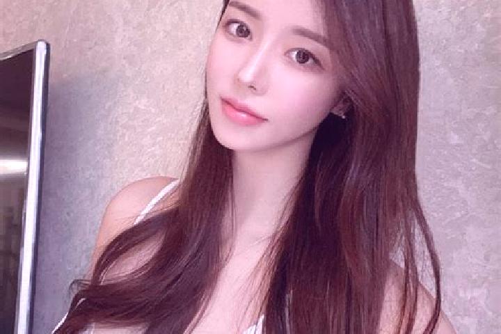 Madison, 39 — Escort in Jukui, China