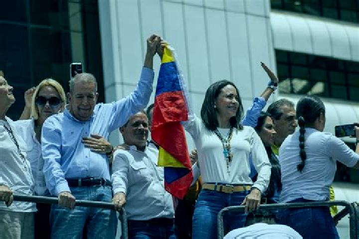 Madison, 39 — Escort in La Guardia, Venezuela