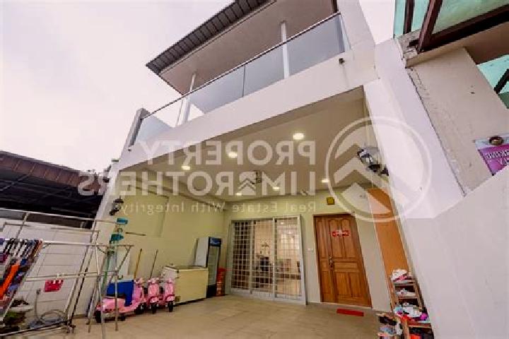 Madison, 39 — Escort in Sembawang Hills Estate, Singapore