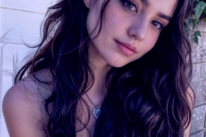 Maya, 20, a auburn brown-eyed middle eastern companion based in New Ellenton. Offering Fetish, Prostate Massage. Available for incall and outcall, overnight ...