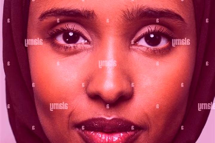 Maya, 20, a black brown-eyed middle eastern companion based in Drosia. Offering Prostate Massage, Erotic Massage, Party Girl, Duos, 69. Available for incall ...