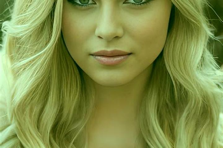 Maya, 20, a blonde amber-eyed ebony companion based in New Beith. Offering Tantra, Deep French Kissing, A-Level. Available for incall and outcall, overnight ...