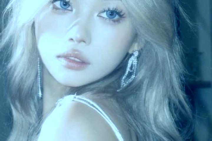 Maya, 20, a blonde blue-eyed asian companion based in Brassac-les-Mines. Offering Party Girl, CIM, Striptease, Girlfriend Experience. Available for incall an...