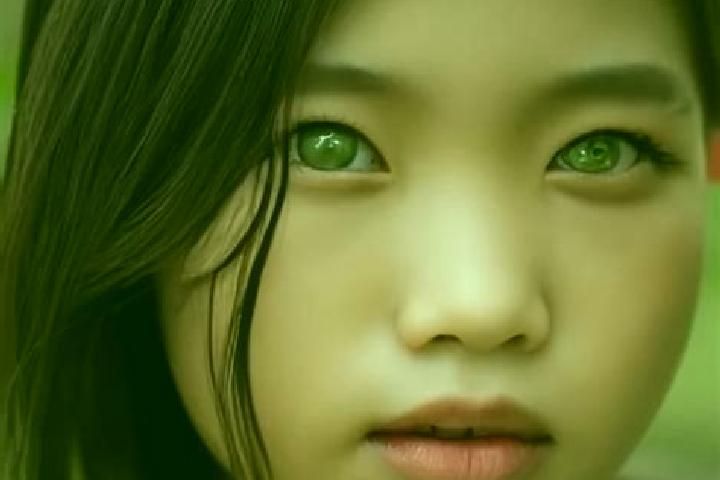 Maya, 20, a brunette green-eyed asian companion based in Parepa-Rusani. Offering Party Girl, BDSM, Dinner Date. Available for incall and outcall, day and eve...