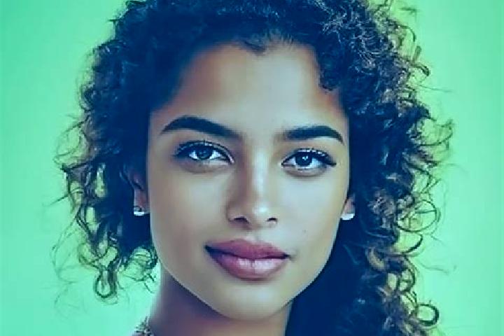 Maya, 20, a red green-eyed latina companion based in Milano Due. Offering Couples, Roleplay, Duos, Massage, OWO. Available for incall and outcall, overnight ...