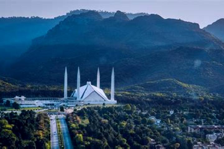 Maya, 20 — Escort in Akora Khattak, Pakistan