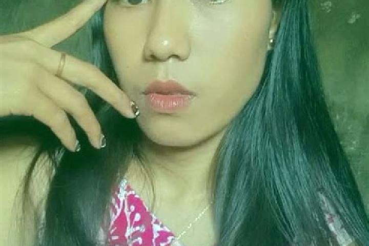 Maya, 20 — Escort in Naibonat, Indonesia