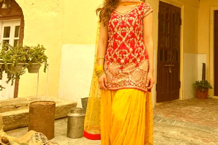 Maya, 20 — Escort in Paranda, India