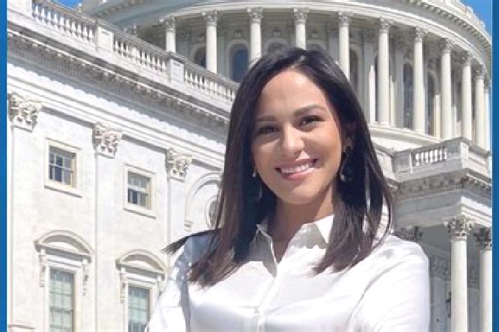 Maya, 20 — Escort in Uvalde Estates, United States