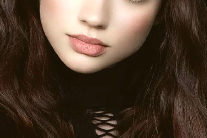 Maya, 21, a brunette dark-eyed mixed companion based in Negrar. Offering Party Girl, Couples, Travel Companion. Available for incall and outcall, overnight b...