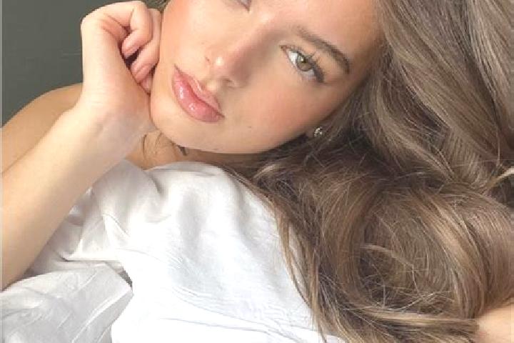 Maya, 21, a chestnut green-eyed latina companion based in Dongba. Offering Duos, Party Girl, A-Level, OWO. Available for incall and outcall, overnight bookin...