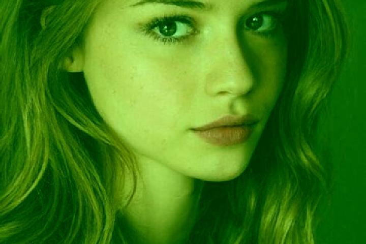 Maya, 21, a chestnut grey-eyed latina companion based in San Jose de Rio Tinto. Offering Overnight, CIM. Available for incall and outcall, day and evening da...