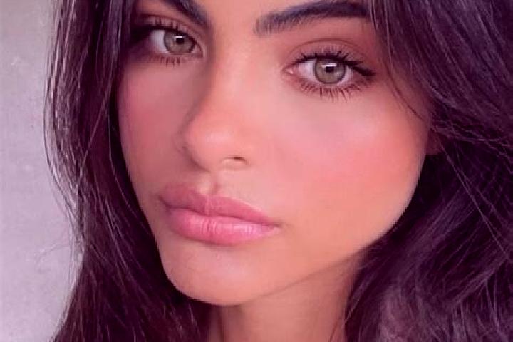 Maya, 21, a dark blonde green-eyed indian companion based in Olvan. Offering Tantra, Deep French Kissing, Erotic Massage, Domination. Available for incall an...