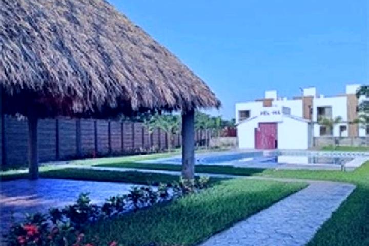 Maya, 21 — Escort in Fraccionamiento Xana, Mexico