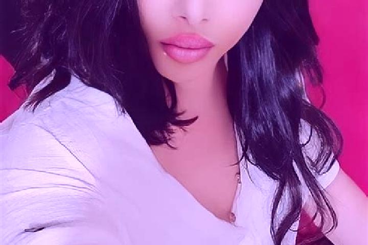 Maya, 21 — Escort in Santa Monica-Cella, Italy