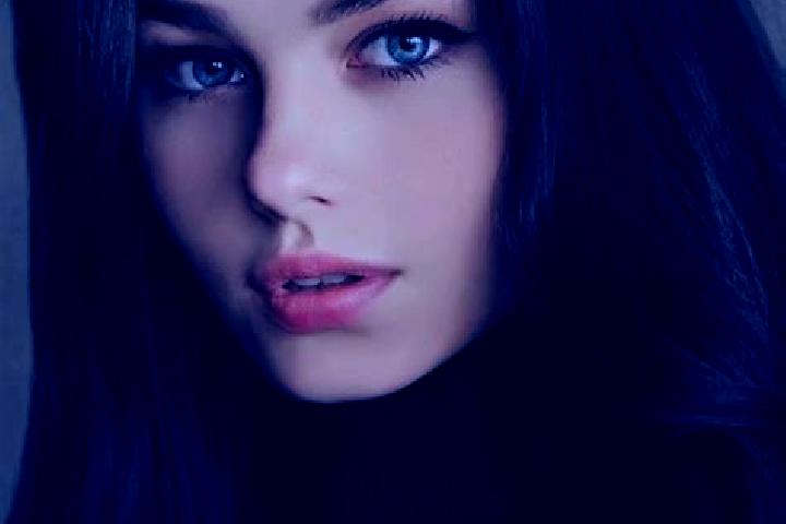 Maya, 22, a black blue-eyed slavic companion based in Rosnoen. Offering Overnight, OWO, Prostate Massage. Available for incall and outcall, day and evening d...