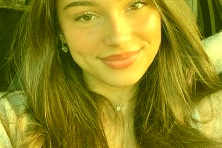 Maya, 22, a brunette hazel-eyed caribbean companion based in Missicab (La Pita). Offering Travel Companion, Roleplay, Erotic Massage. Available for incall an...