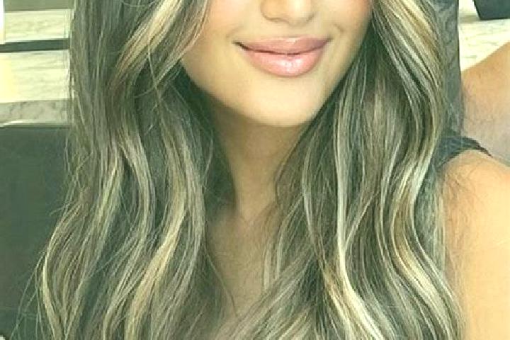 Maya, 22, a dark blonde brown-eyed caucasian companion based in Guadalupe de Atlas. Offering Overnight, Massage, Dinner Date, Girlfriend Experience. Availabl...