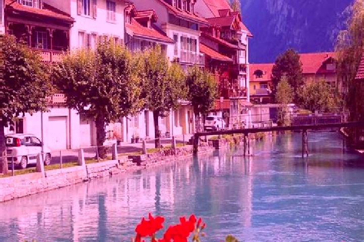 Maya, 22 — Escort in Oberhittnau, Switzerland