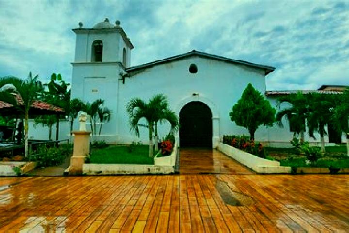 Maya, 22 — Escort in Santa Maria del Real, Honduras