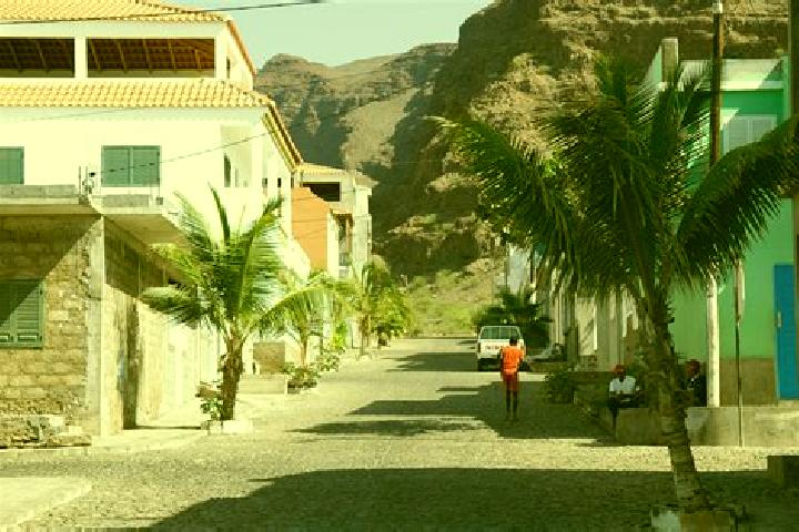 Maya, 22 — Escort in Tarrafal de Sao Nicolau, Cape Verde