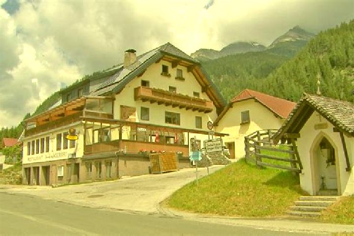 Maya, 22 — Escort in Zederhaus, Austria