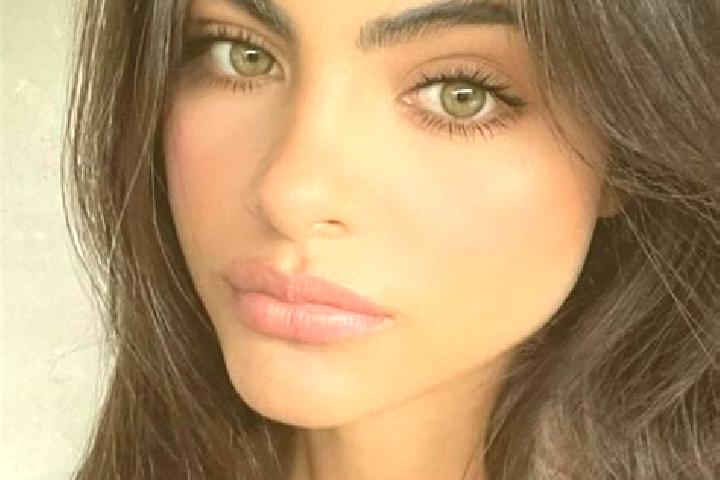 Maya, 23, a brunette dark-eyed caribbean companion based in Witney. Offering Couples, Travel Companion, Massage. Available for incall and outcall, overnight ...