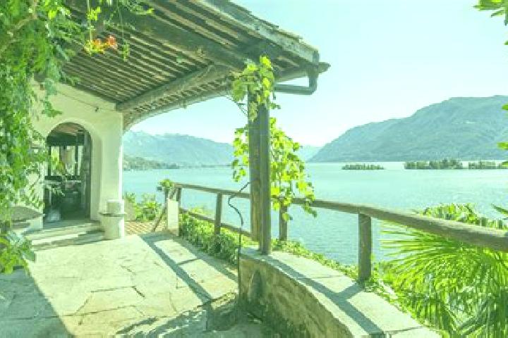 Maya, 23, a chestnut amber-eyed caucasian companion based in Ronco sopra Ascona. Offering Girlfriend Experience, Dinner Date, Roleplay, Overnight. Available ...