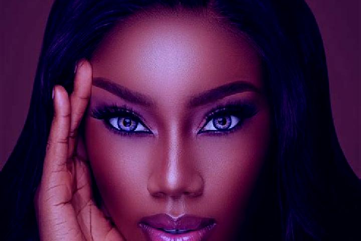 Maya, 23, a chestnut blue-eyed ebony companion based in Luotaping. Offering Domination, Fetish, Deep French Kissing, Dinner Date. Available for incall and ou...