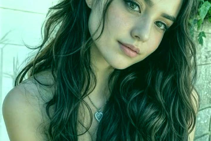 Maya, 23, a chestnut hazel-eyed european companion based in Yeniceoba. Offering Overnight, 69, BDSM. Available for incall and outcall, day and evening dates.