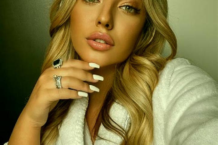 Maya, 23 — Escort in Arantina, Brazil