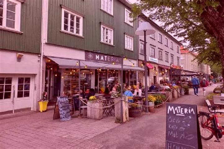 Maya, 23 — Escort in Majorna, Sweden