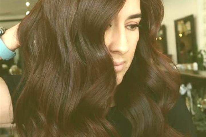 Maya, 24, a auburn dark-eyed mixed companion based in Plaza Nueva. Offering Party Girl, GFE, Massage. Available for incall and outcall, day and evening dates.